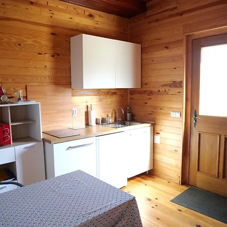 Indépendant Avec Services De Maison D'hôtes, Linge Et Ménage Inclus - Accès Parc Et Privés - Table D'hôtes Some Days Only 3*