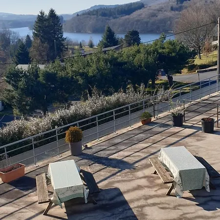 D'hotes Avec Cuisine Au De La Raviege - Les Tables Aux Vaches 3*