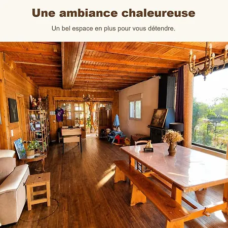 Pensjonat D'hotes Avec Cuisine Au De La Raviege - Les Tables Aux Vaches 3*