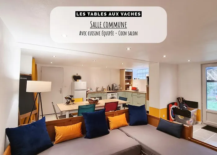Appartement indépendant avec services de maison d'hôtes, linge et ménage inclus - Accès parc et plage privés - Table d'hôtes some days only Pensión